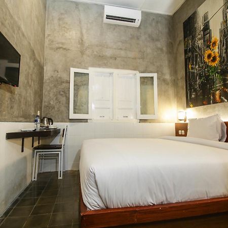 Watu Agung Guest House Magelang Exterior foto