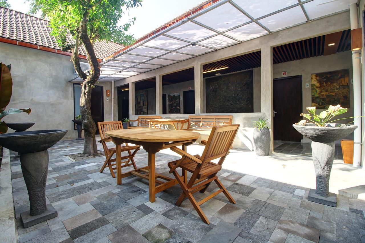 Watu Agung Guest House Magelang Exterior foto